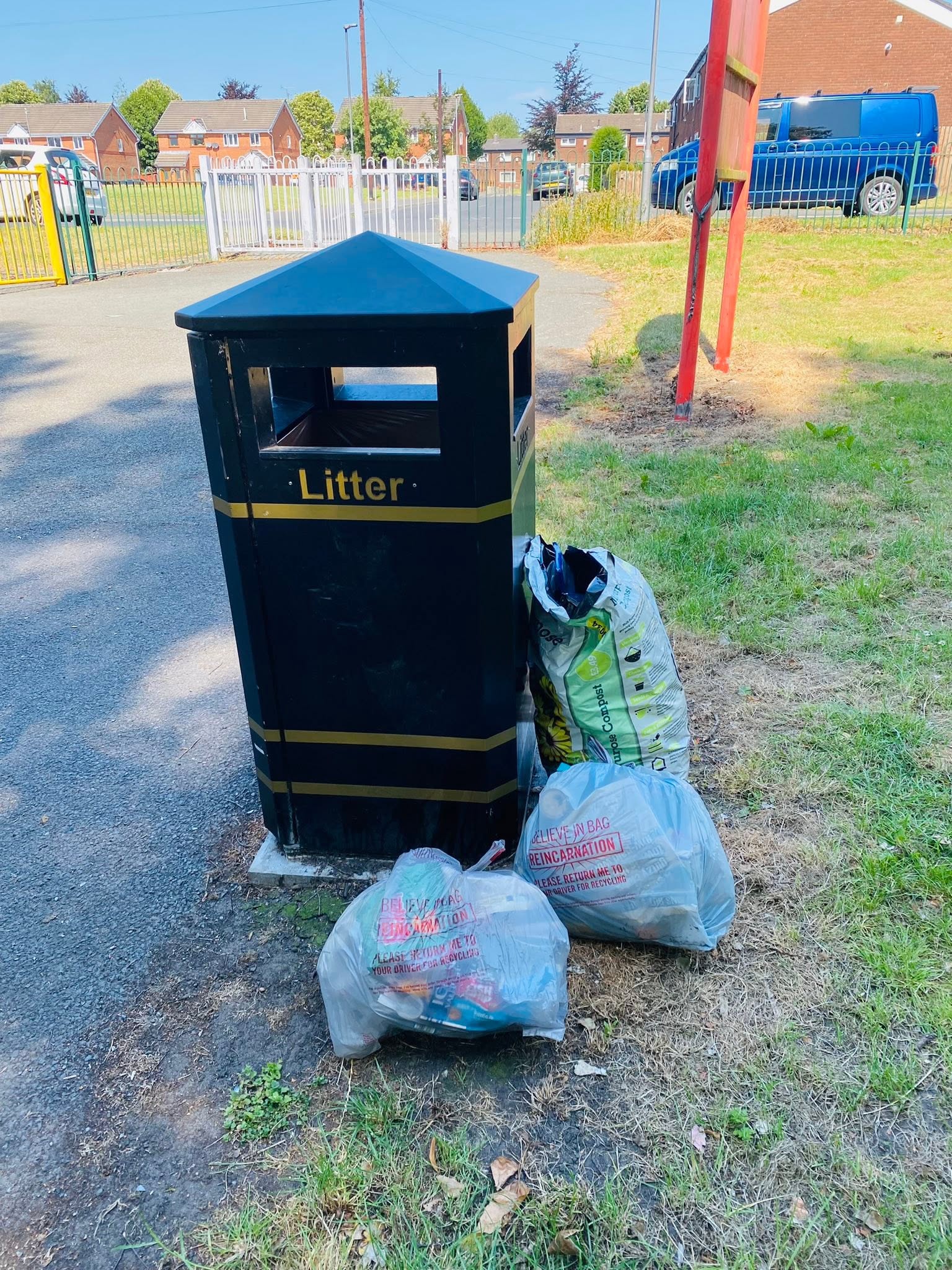 St Helens Litter Picking